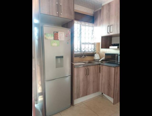 2 BEDROOM PROPERTY TO RENT IN LUFHERENG